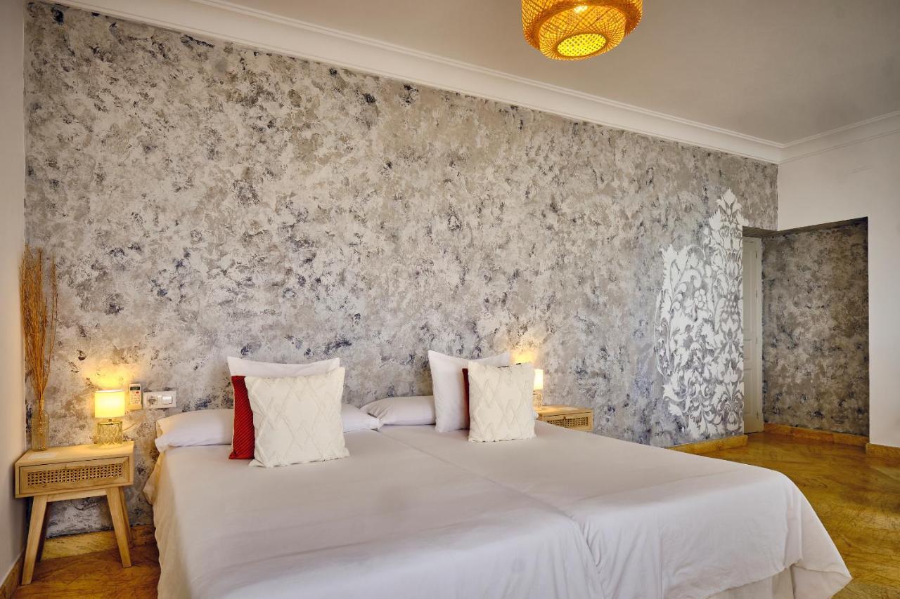 Labrena Hotel ลอสกาญอสเดเมกา ภายนอก รูปภาพ